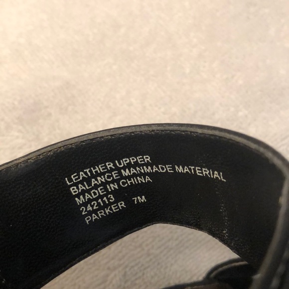 Shoes - Picture 3 of 6